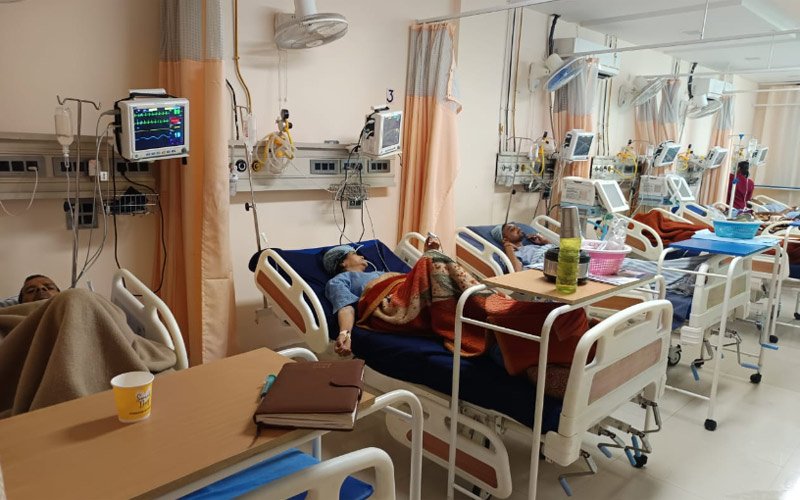 Well Equipped Advanced ICU